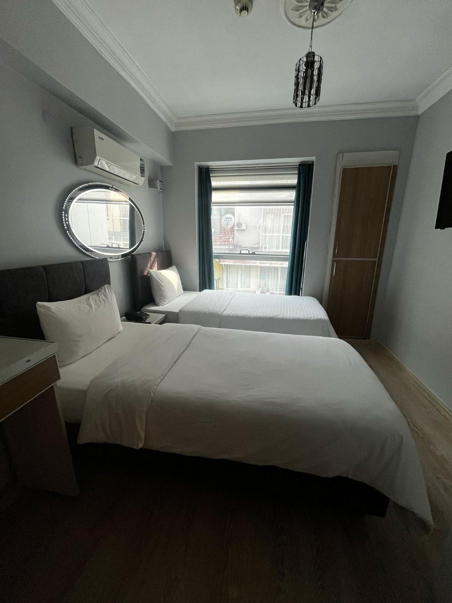 Invivo Hotel İzmir Buitenkant foto